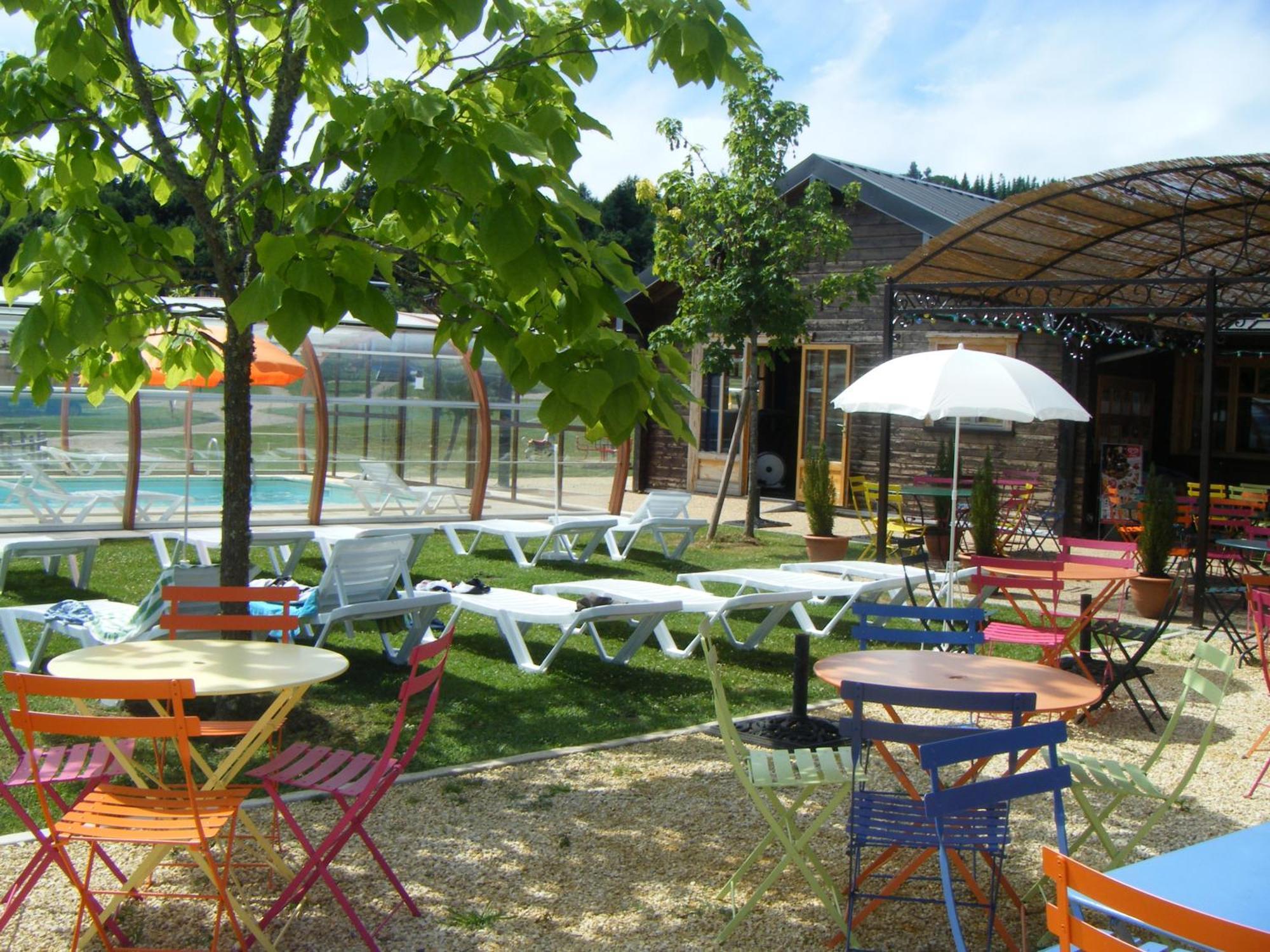 Le Village Des Monedieres Chamberet Exterior photo